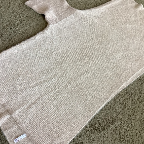 Anthropologie Sleeping On Snow creamy metallic fuzzy knit poncho OS - Picture 8 of 11